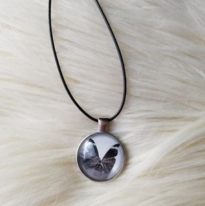 🦋Butterfly vintage style beautiful Necklace